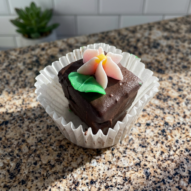 Petit Fours.